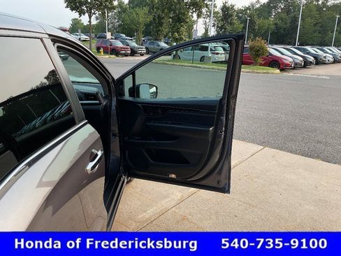 Certified 2021 Honda Odyssey Touring image 19