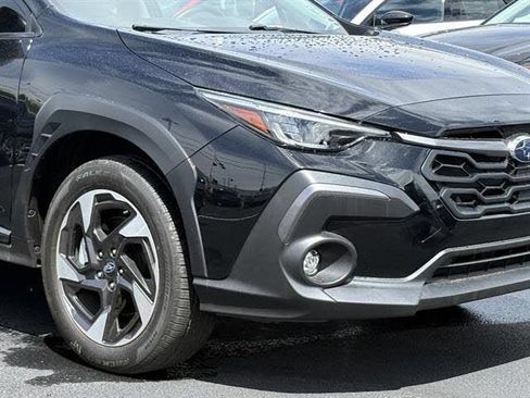 Used 2025 Subaru Crosstrek 2.5i Limited w/ Popular Package #3A AWD/4WD image 2