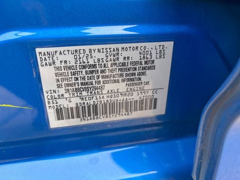 Used 2025 Nissan Sentra SV image 27