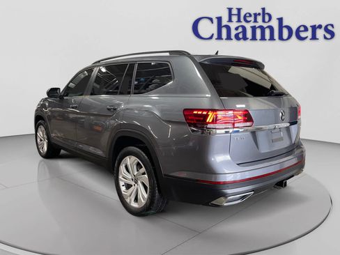 Used 2023 Volkswagen Atlas SE image 3