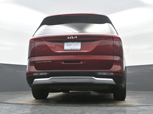 Used 2022 Kia Carnival SX Prestige image 33