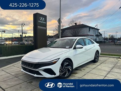 Certified 2025 Hyundai Elantra SEL image 1