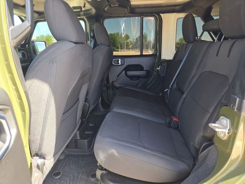 Certified 2023 Jeep Wrangler Unlimited w/ Convenience Group AWD/4WD image 13