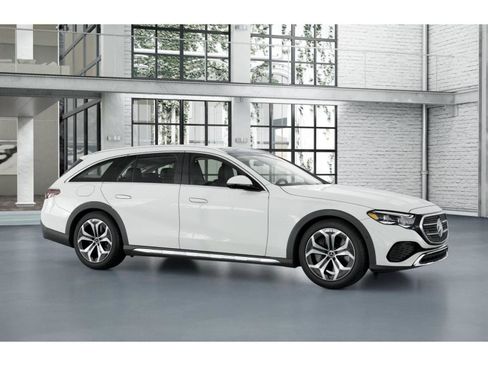 New 2026 Mercedes-Benz E 450 4MATIC All-Terrain Wagon image 14