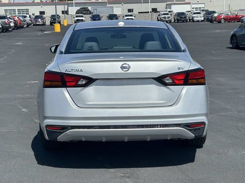 Used 2021 Nissan Altima 2.5 SV FWD image 5