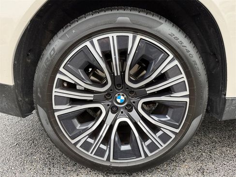 Certified 2025 BMW X3 xDrive30i w/ Premium Package image 17