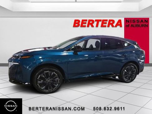 Used 2025 Nissan Murano Platinum image 1