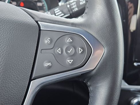 Used 2022 Chevrolet Traverse RS image 27