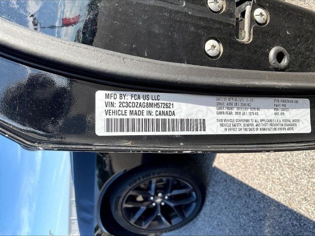 Used 2021 Dodge Challenger SXT w/ Plus Package RWD image 9