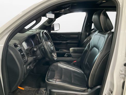 Used 2023 RAM 1500 Limited AWD/4WD image 9