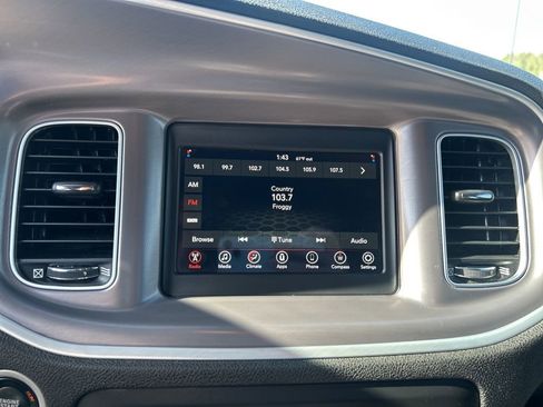 Used 2022 Dodge Charger SXT image 22