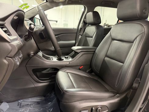 Used 2023 GMC Acadia SLT w/ Elevation Edition AWD/4WD image 5