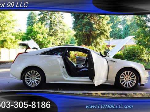 Used 2012 Cadillac CTS Performance w/ Performance Luxury Package RWD image 28
