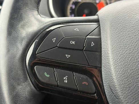 Used 2021 Jeep Cherokee Latitude Plus image 13