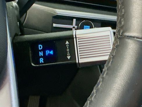 Used 2025 Hyundai Santa Fe SEL image 25