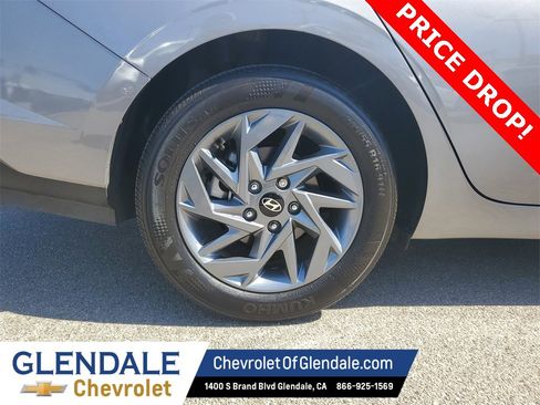 Used 2024 Hyundai Elantra SEL image 6