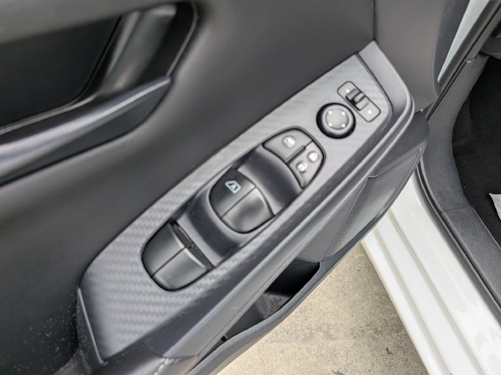 Used 2024 Nissan Sentra S FWD image 19