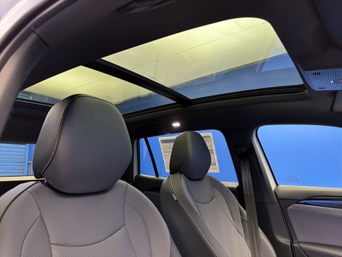 New 2026 Volkswagen Tiguan SE R-Line image 26