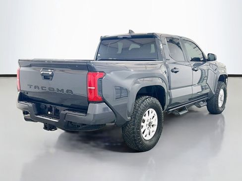 Used 2025 Toyota Tacoma SR5 AWD/4WD image 4