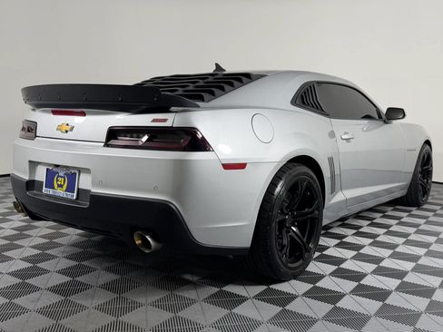 Used 2015 Chevrolet Camaro SS w/ RS Package RWD image 8