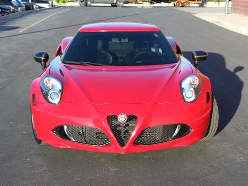 Used 2015 Alfa Romeo 4C Launch Edition w/ Convenience Group RWD image 2