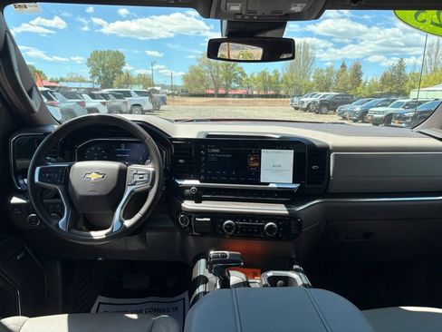Used 2023 Chevrolet Silverado 1500 LTZ w/ Z71 Off-Road Package AWD/4WD image 13