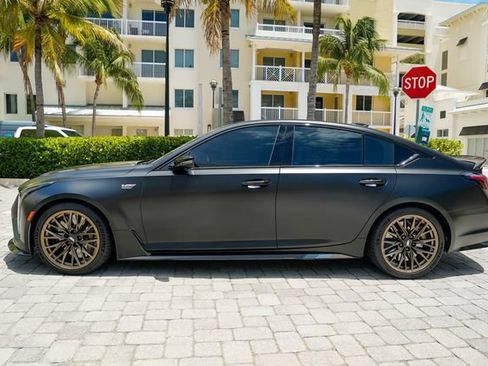 Used 2025 Cadillac CT5 V Blackwing w/ Carbon Fiber 2 Package RWD image 15