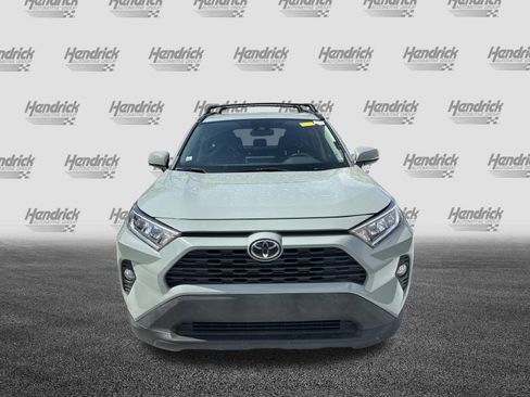 Used 2021 Toyota RAV4 XLE Premium image 3