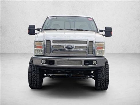 Used 2008 Ford F250 Lariat image 2