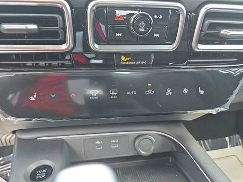 New 2026 Nissan Sentra SV w/ SV Convenience Package FWD image 18