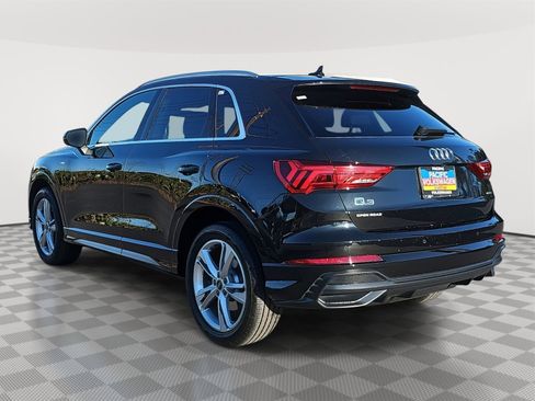 Used 2022 Audi Q3 2.0T Premium Plus w/ Premium Plus Package image 7