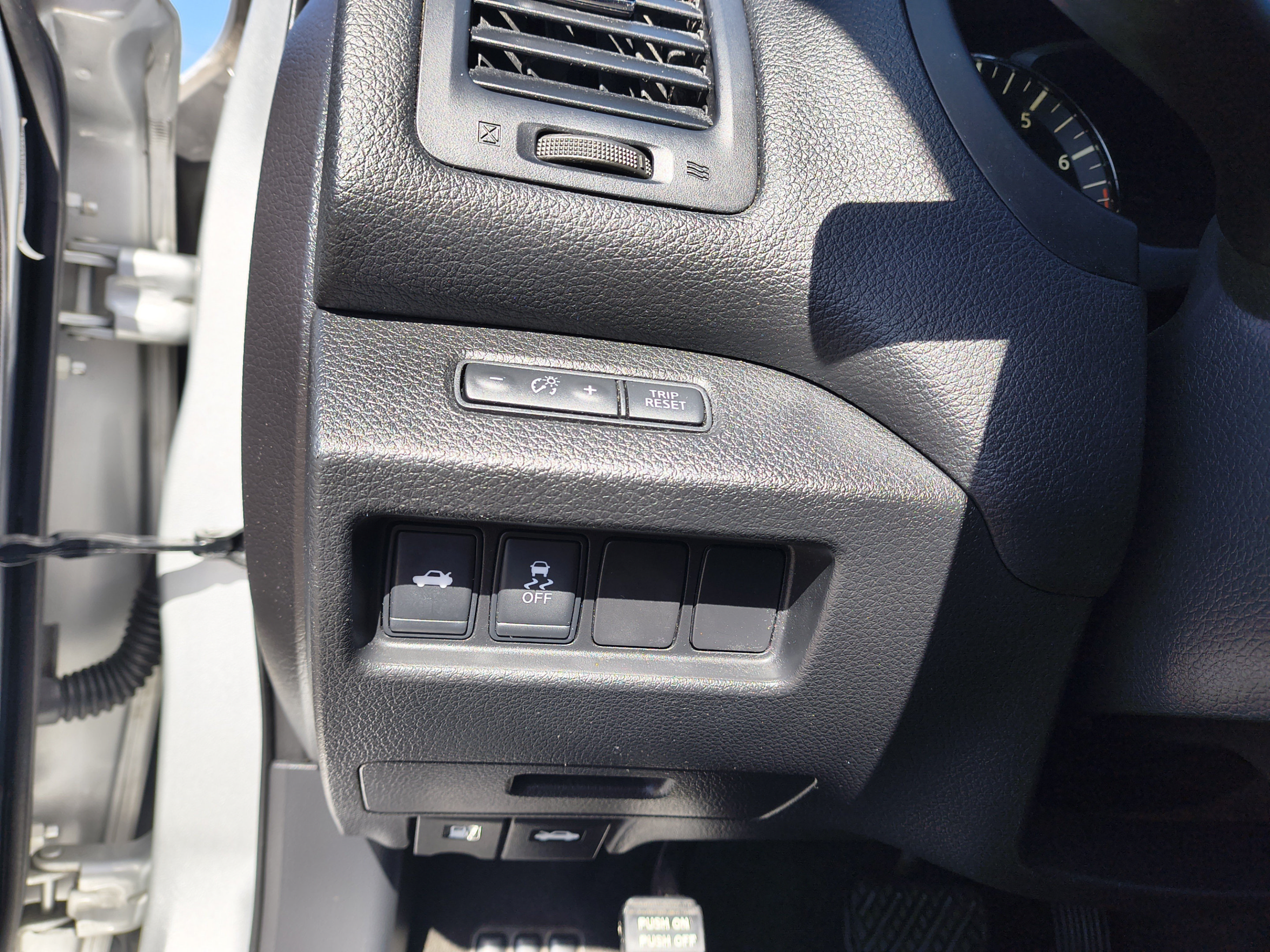 Used 2016 Nissan Altima 2.5 S w/ Power Driver Seat Package FWD image 28