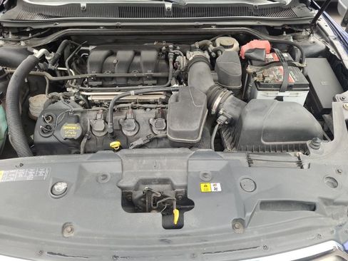 Used 2013 Ford Taurus SEL image 9