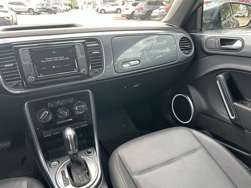 Used 2018 Volkswagen Beetle 2.0T S image 11