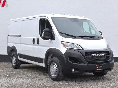 Used 2025 RAM ProMaster 2500 w/ U-Haul Equipment Group image 1