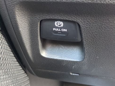 Used 2022 RAM 1500 Big Horn image 25