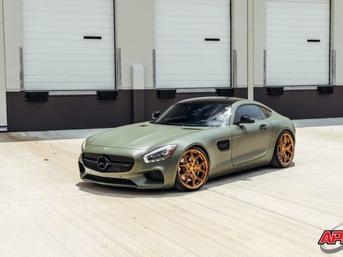Used 2017 Mercedes-Benz AMG GT Coupe image 19