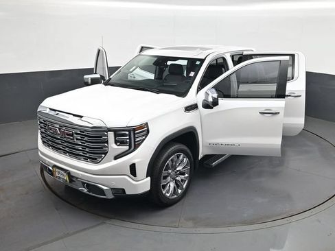 Used 2024 GMC Sierra 1500 Denali w/ Denali Reserve Package AWD/4WD image 34