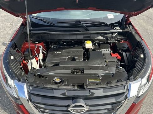 Certified 2023 Nissan Pathfinder SL image 37