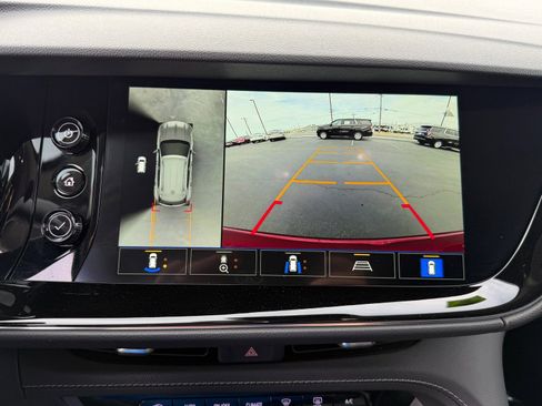 Used 2023 Buick Envision Avenir FWD image 11