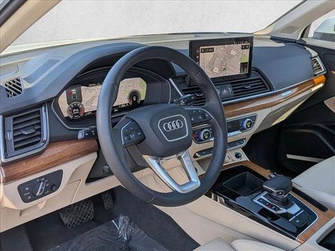 Certified 2023 Audi Q5 2.0T Premium Plus w/ Premium Plus Package image 10