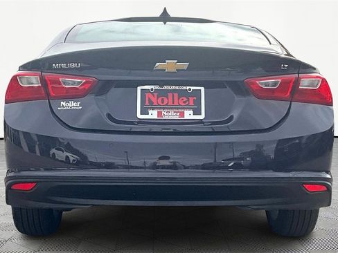Used 2025 Chevrolet Malibu LT image 4