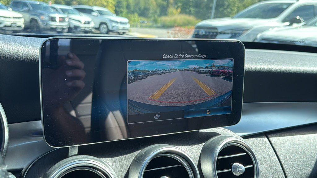 Used 2021 Mercedes-Benz C 300 4MATIC Sedan image 16