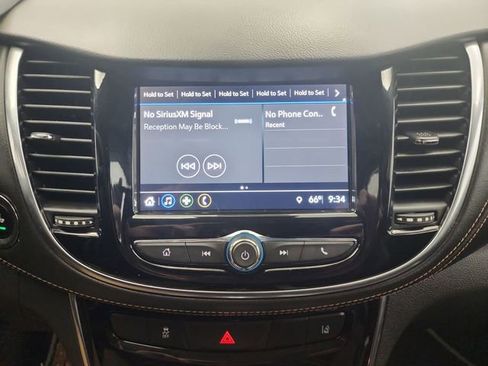 Used 2018 Chevrolet Trax Premier w/ Midnight Edition image 15