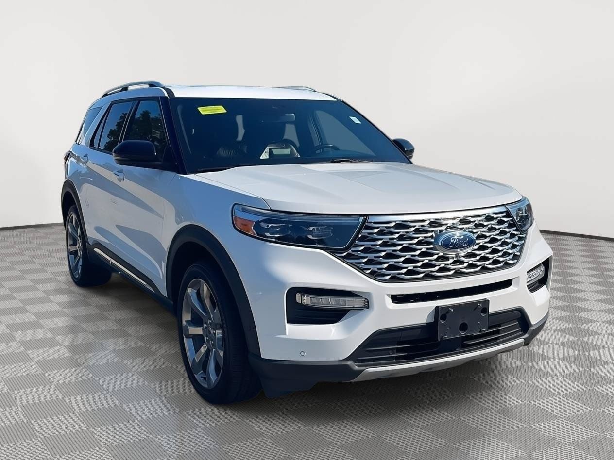 Used 2020 Ford Explorer Platinum w/ Premium Technology Package AWD/4WD image 4