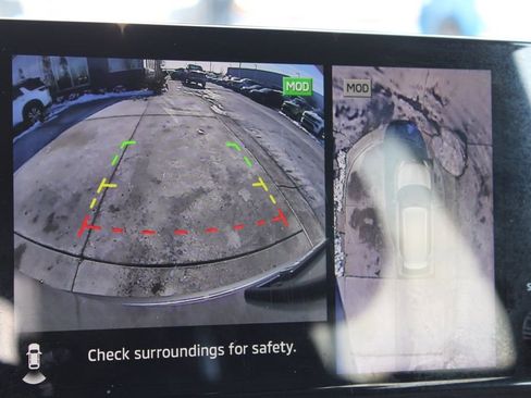 Used 2022 Mitsubishi Outlander SE image 37