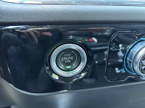 Used 2023 GMC Sierra 1500 Elevation RWD image 32