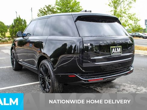 Used 2024 Land Rover Range Rover SE AWD/4WD image 4