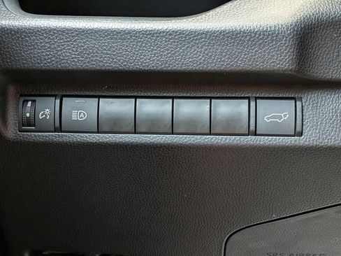 Used 2024 Toyota RAV4 XLE Premium image 11