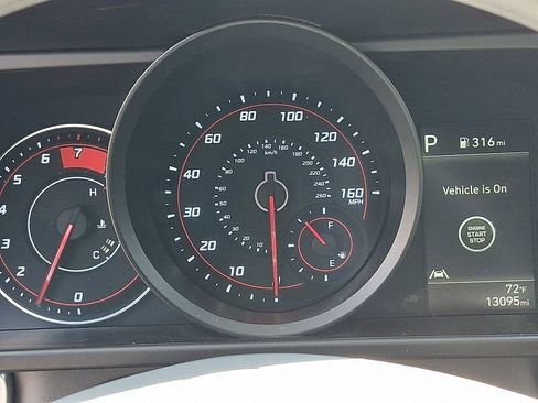 Used 2023 Hyundai Elantra SEL image 20